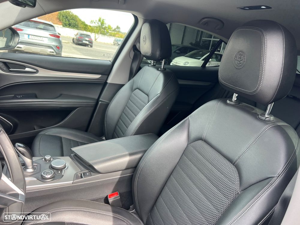 Alfa Romeo Stelvio 2.2 D Super AT8 - 16