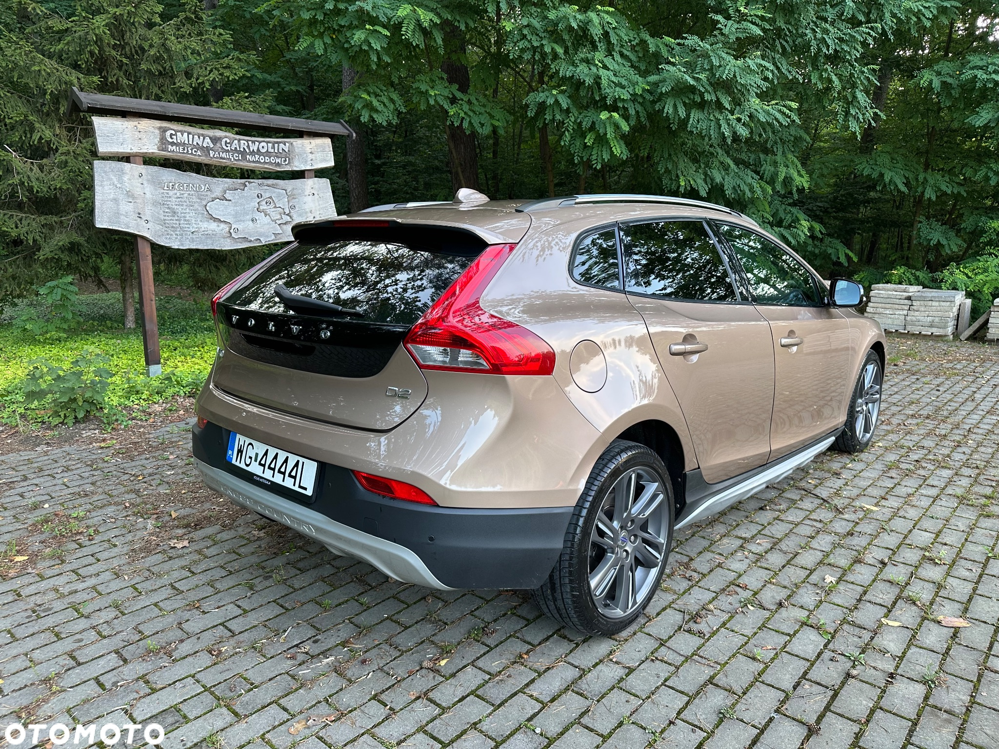 Volvo V40 Cross Country D2 Summum - 5
