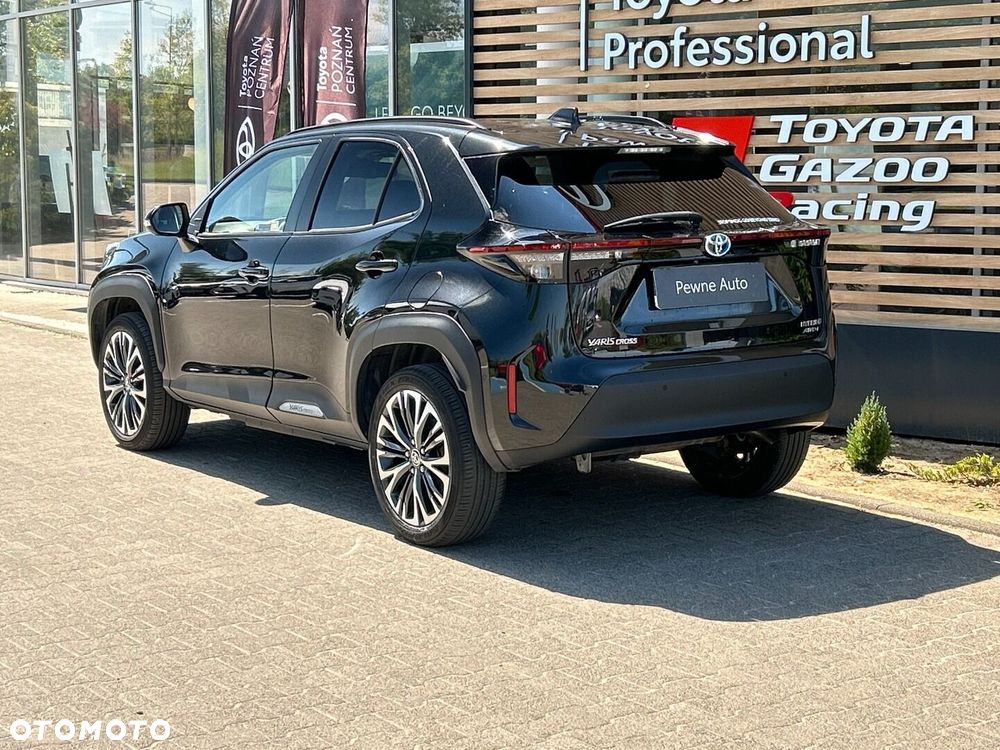 Toyota Yaris Cross - 3