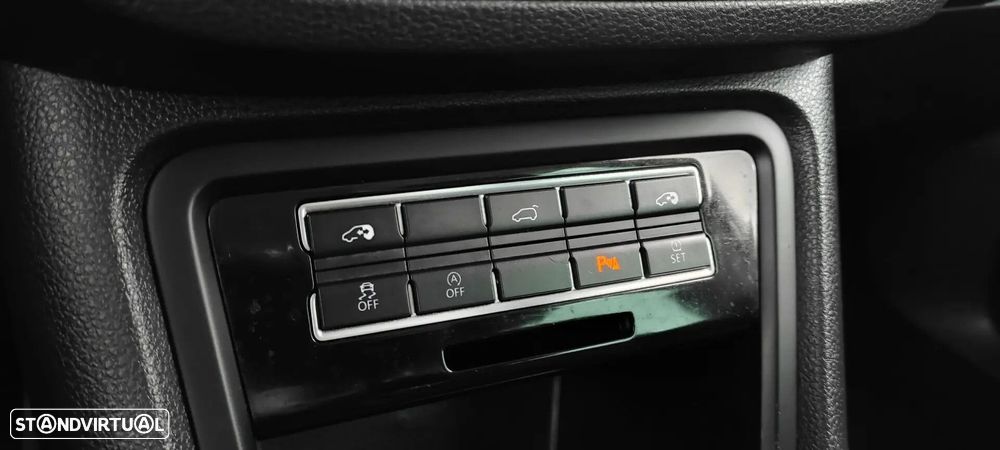 VW Sharan 2.0 TDI Trendline - 44