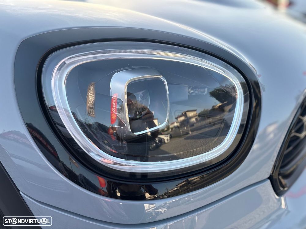 MINI Countryman Cooper SE Premium P. Untamed Edition Auto - 12