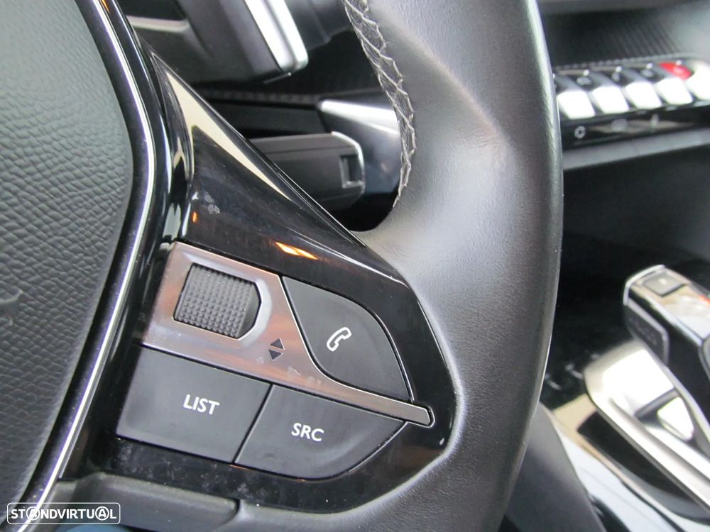 Peugeot 3008 PureTech 130 Stop & Start GPF EAT8 Active - 32