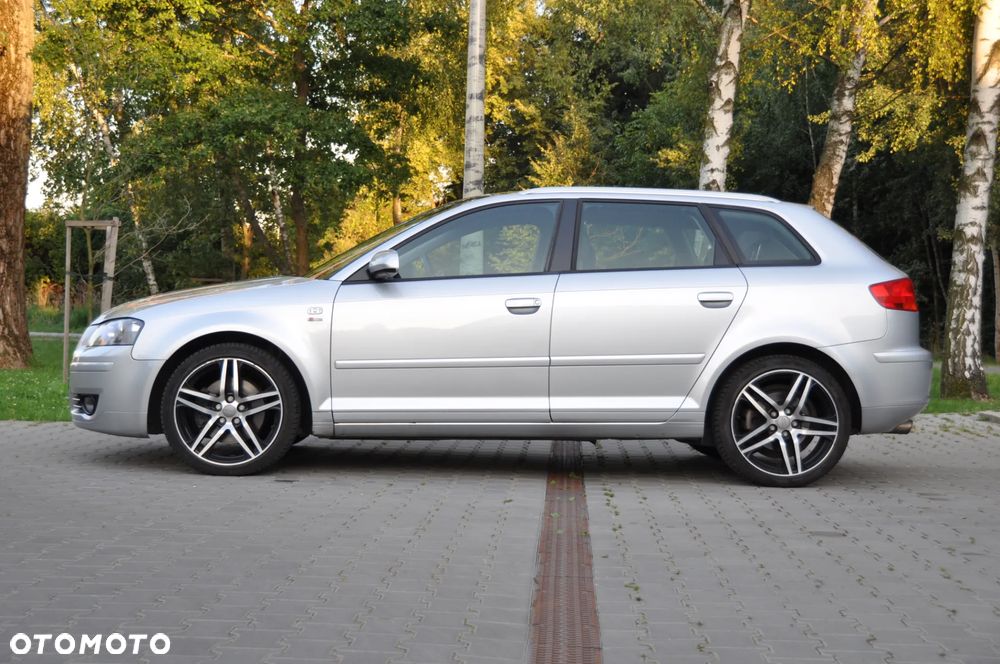Audi A3 2.0 TFSI S line Sportpaket - 5