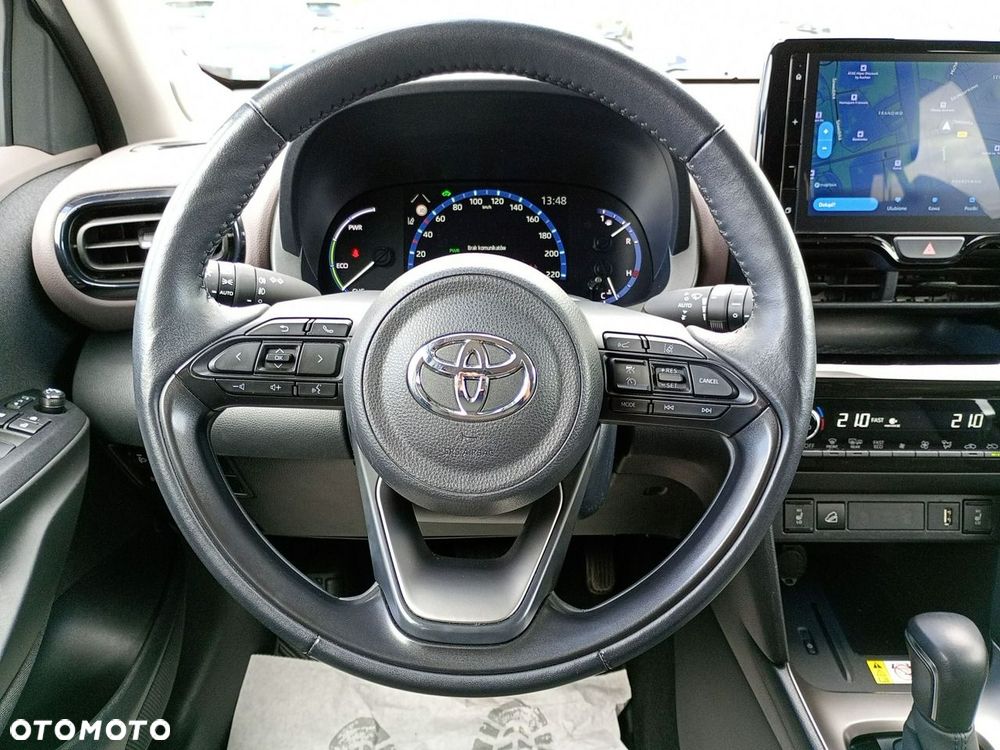 Toyota Yaris Cross - 12