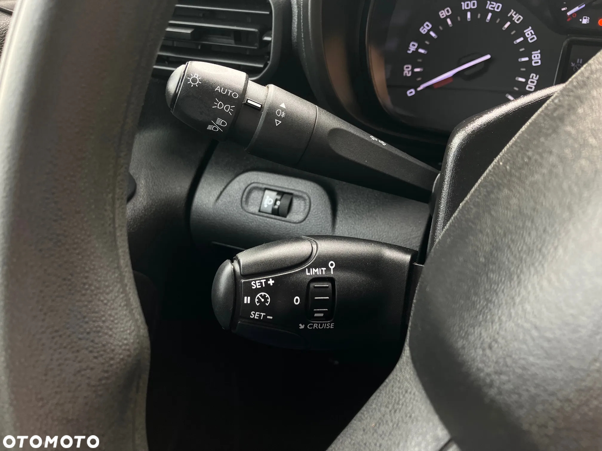 Toyota PROACE CITY - 27