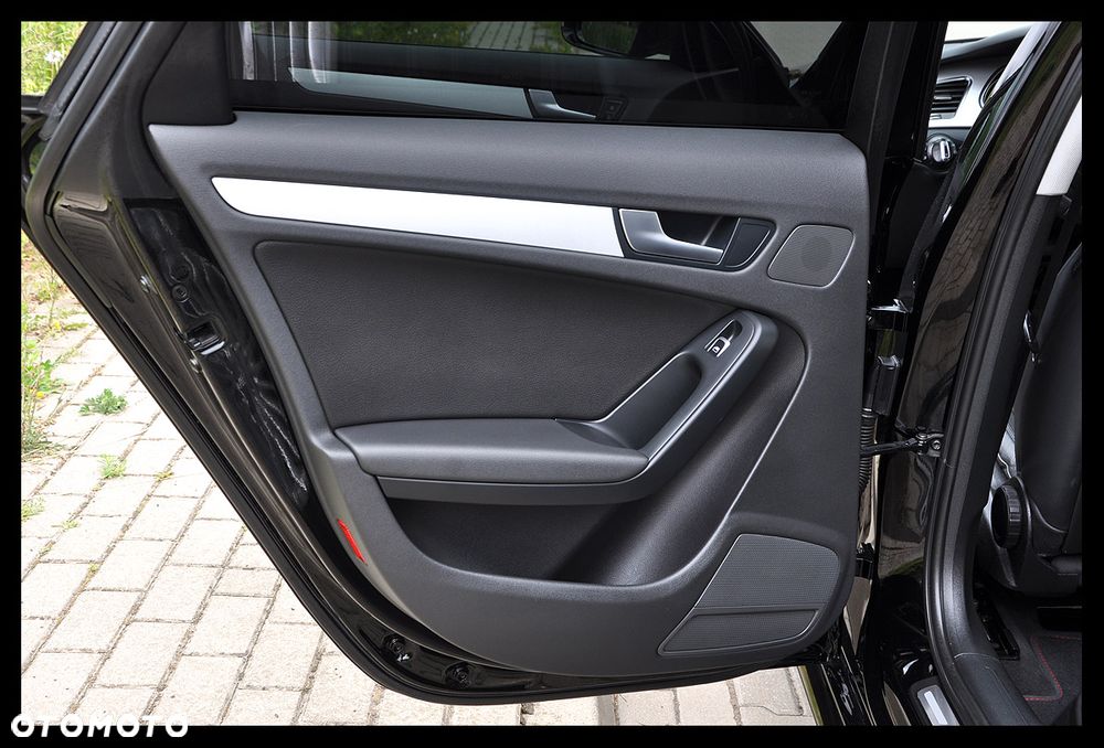 Audi A4 Avant 2.0 TDI DPF multitronic S line Sportpaket - 26