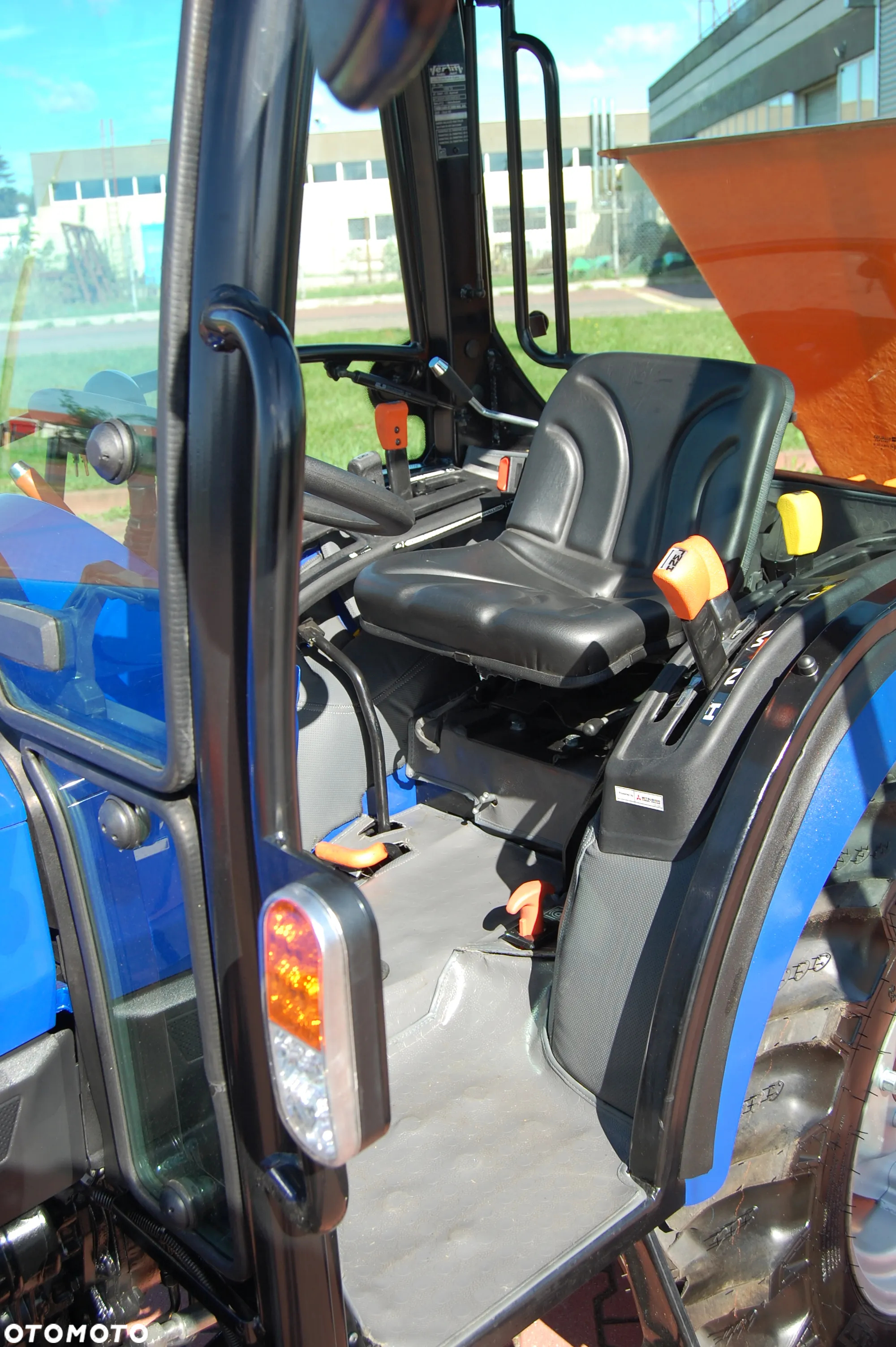Farmtrac 26 4WD - 33