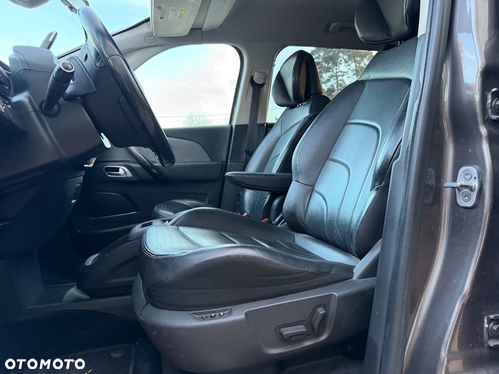 Citroën C4 Grand Picasso BlueHDi 150 Exclusive - 17