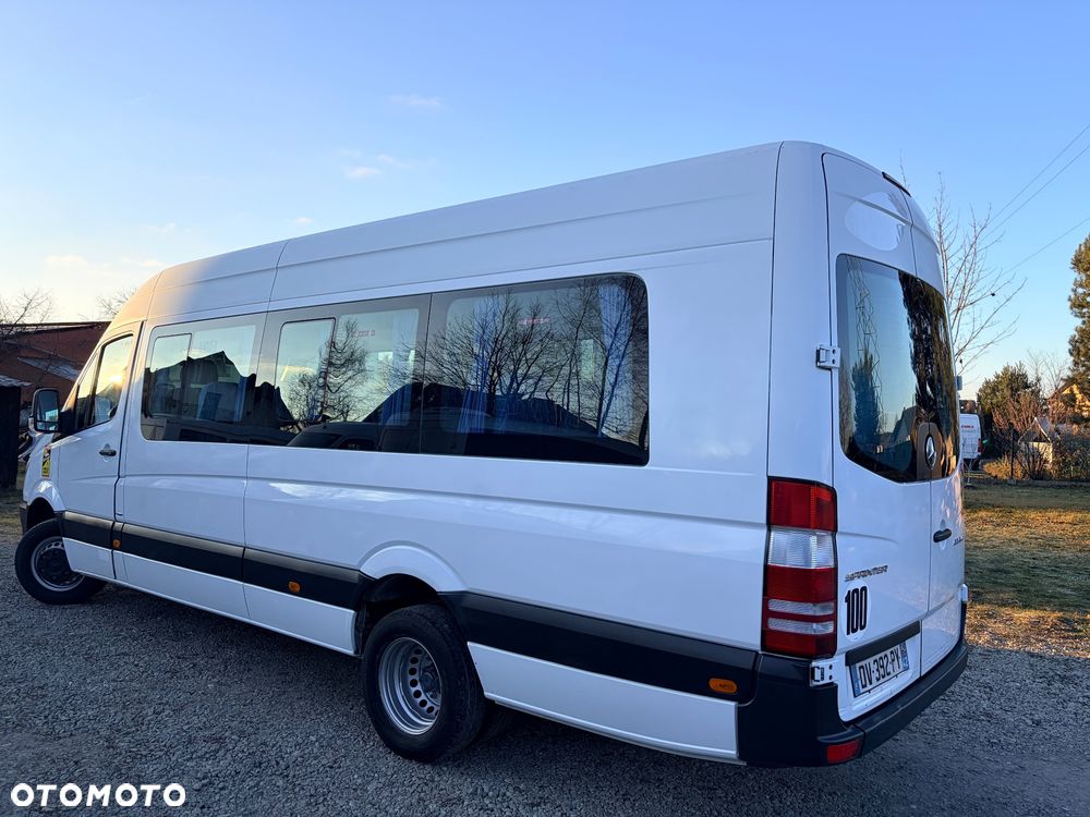 Mercedes-Benz 513 - 4