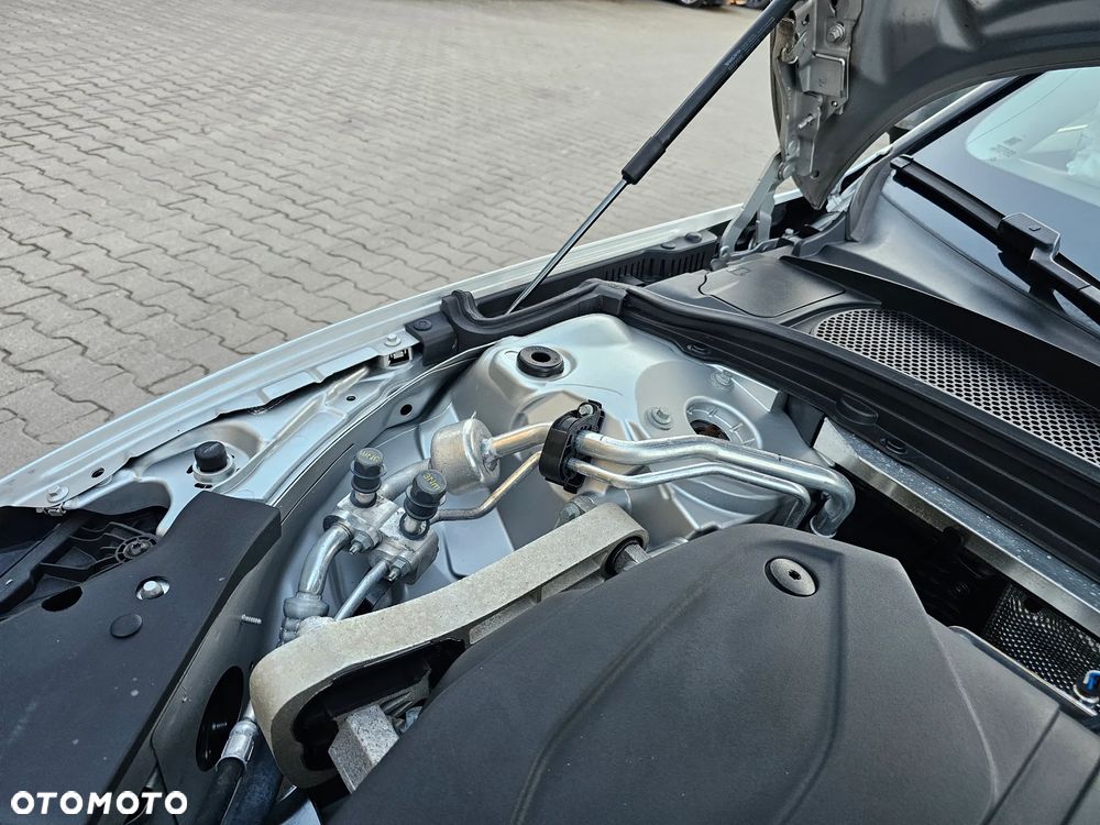 Volvo V60 T4 Momentum Pro - 21