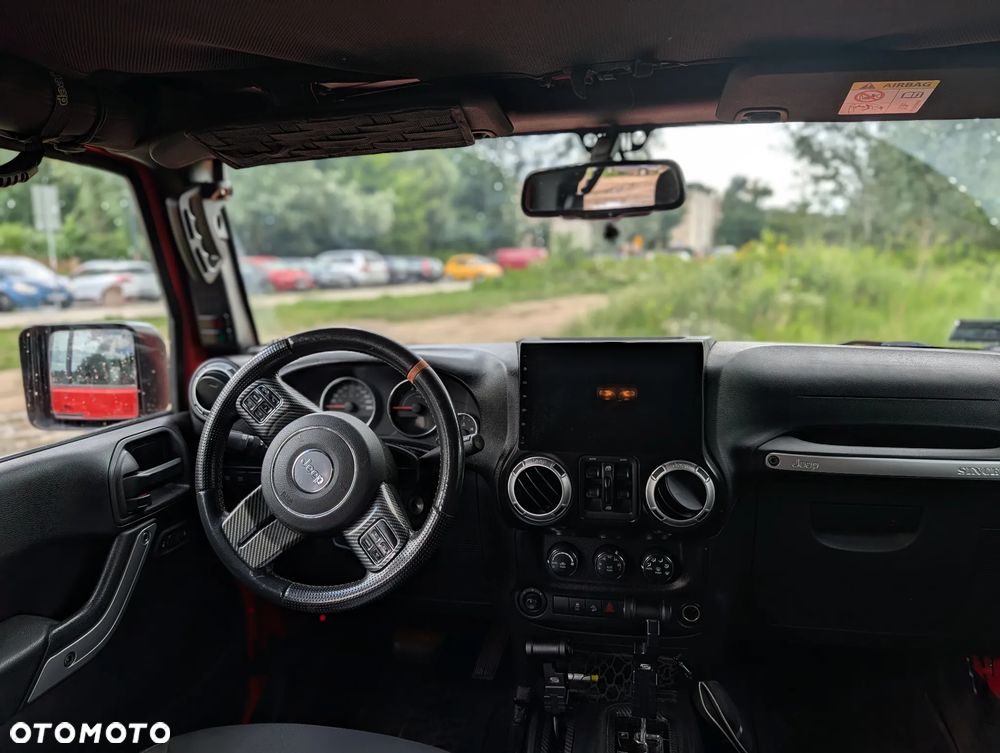 Jeep Wrangler 2.8 CRD Unlim Rubicon - 11