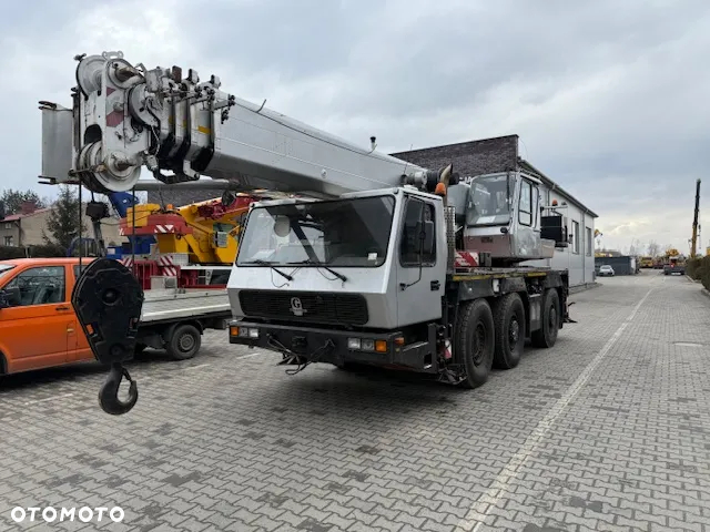 Grove GMK 3050 - 2
