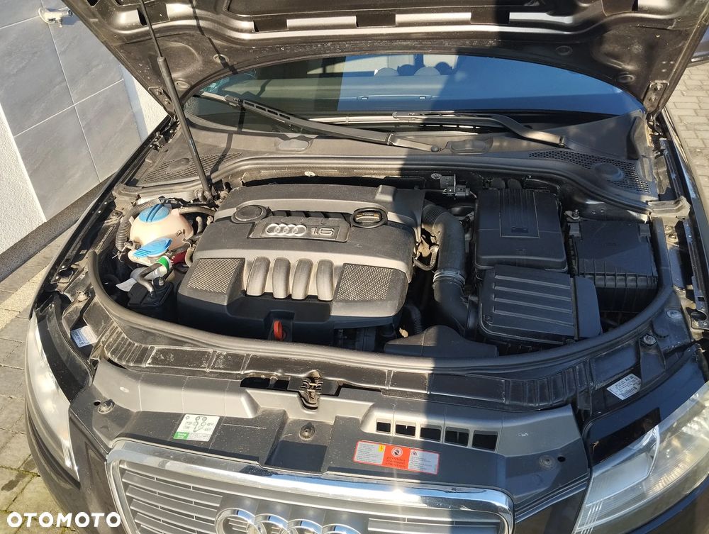 Audi A3 Sportback 1.6 Ambiente - 12
