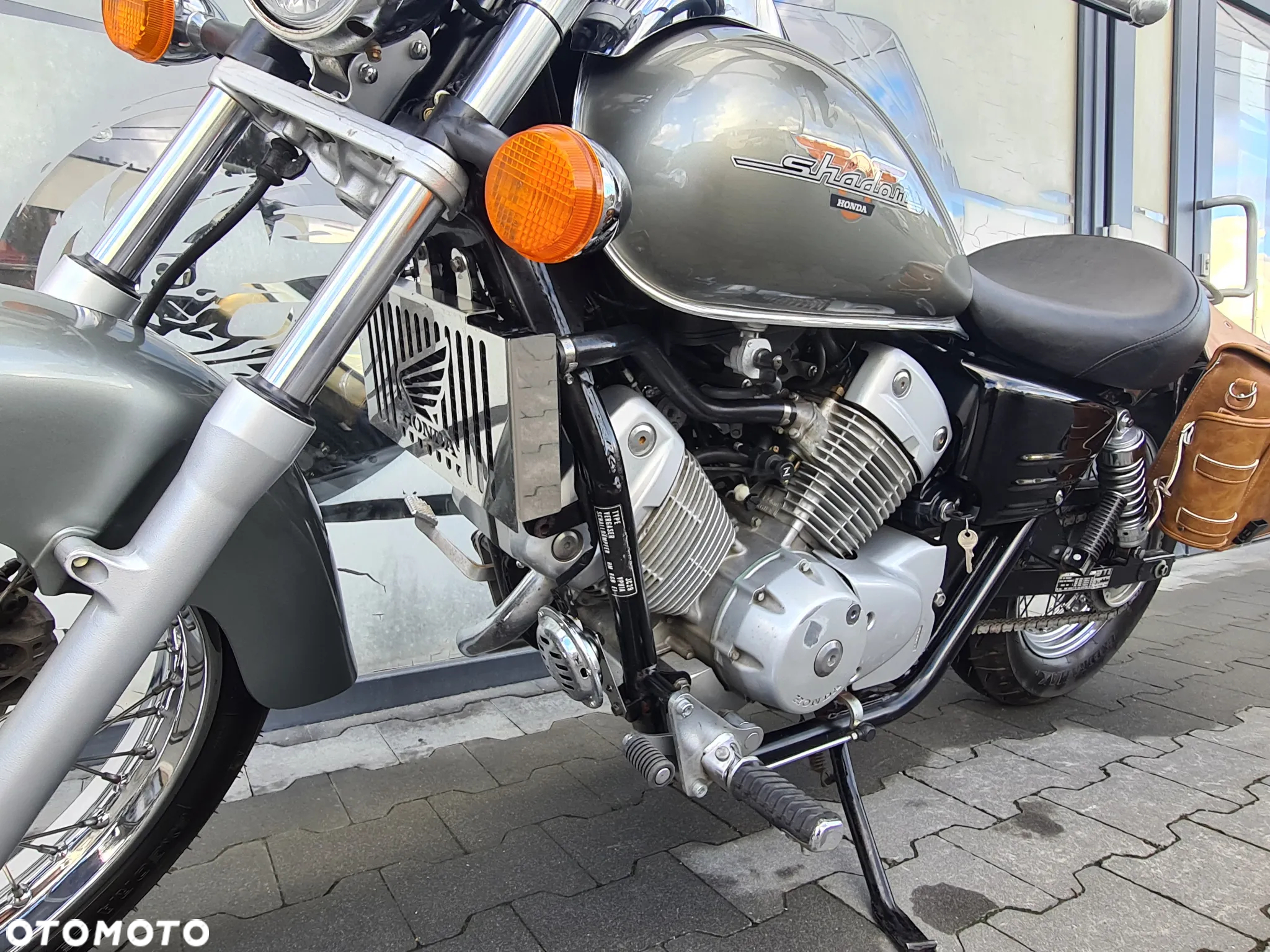 Honda Shadow - 13
