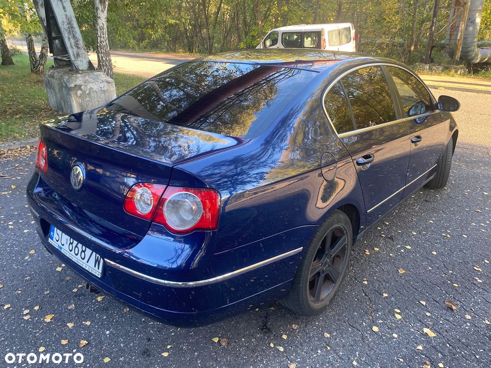 Volkswagen Passat 2005 photo 2