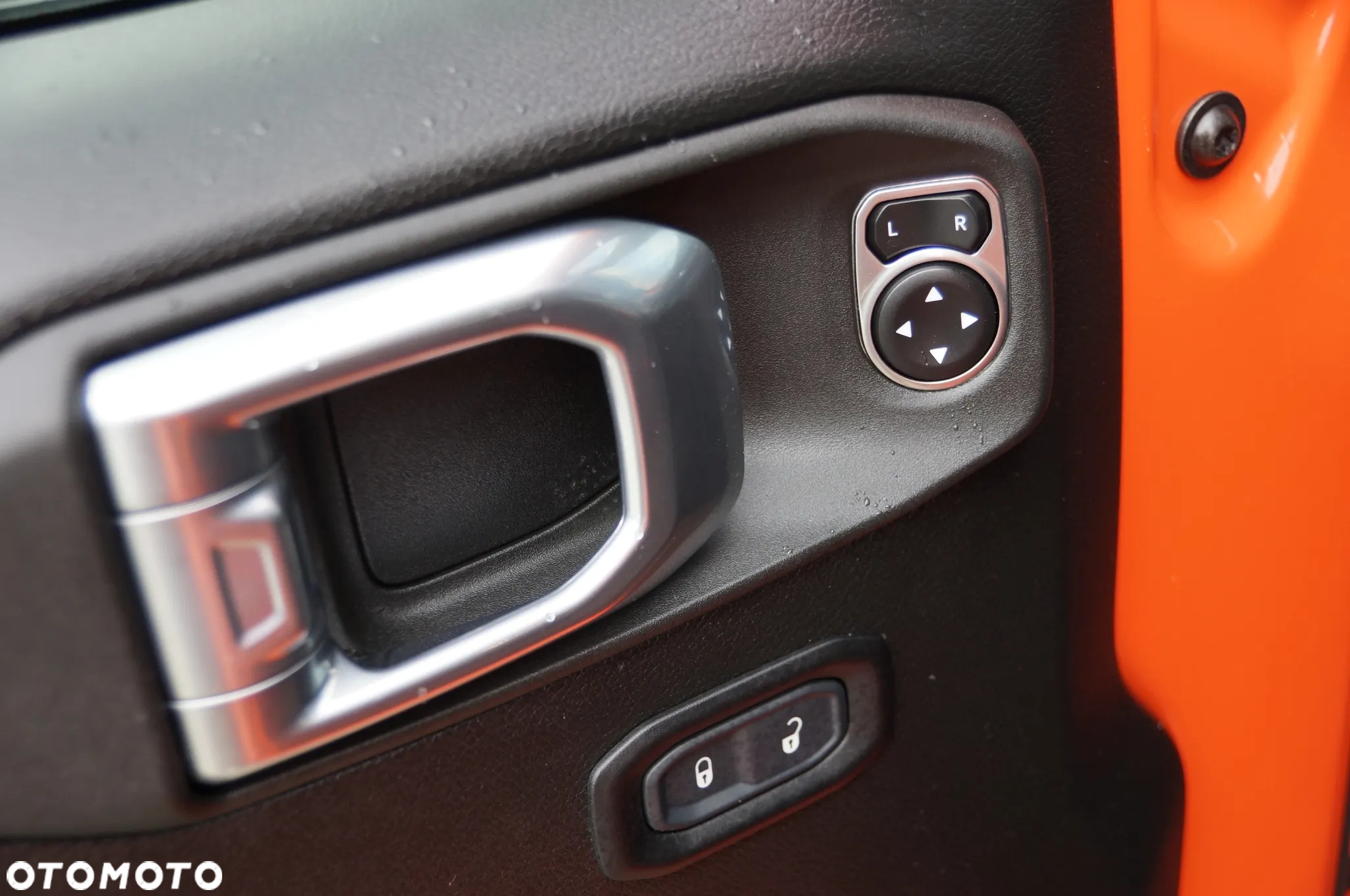 Jeep Wrangler - 22