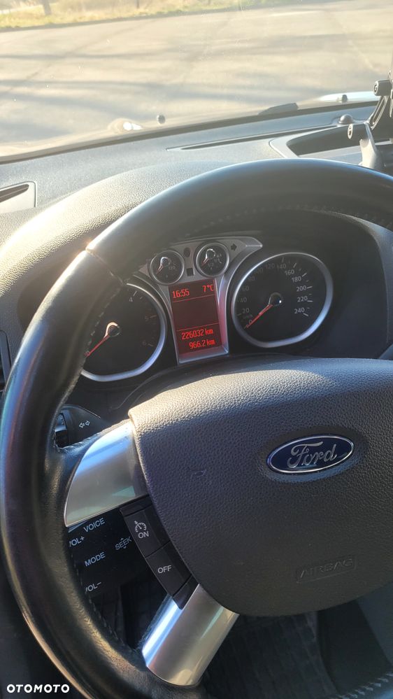 Ford Kuga 2.0 TDCi Titanium - 8