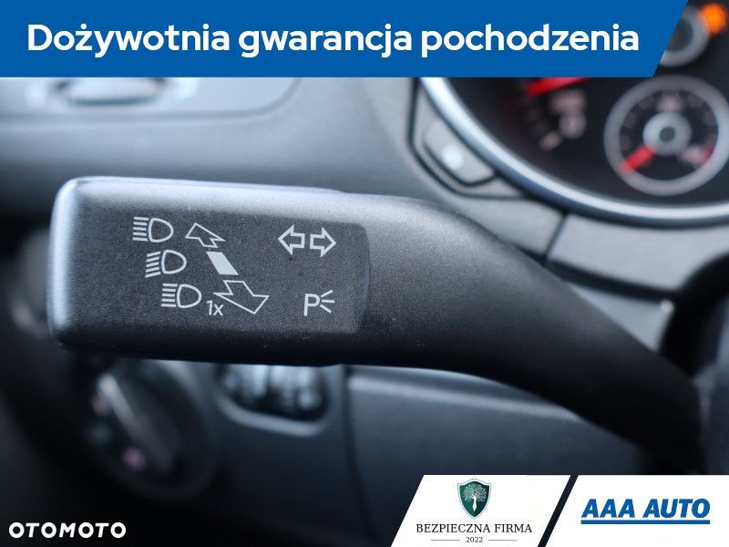 Volkswagen Golf - 21