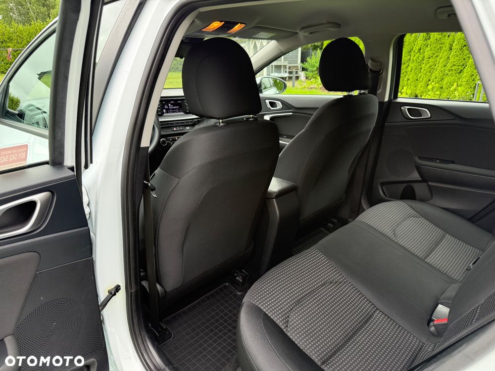 Kia Ceed - 22