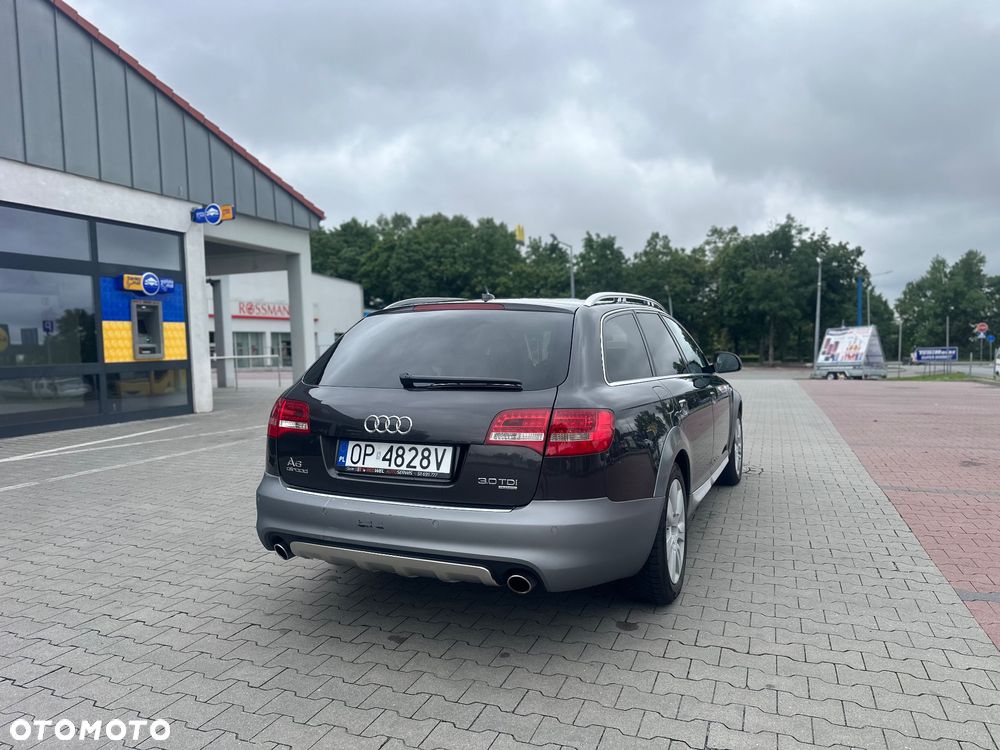 Audi A6 Allroad - 24