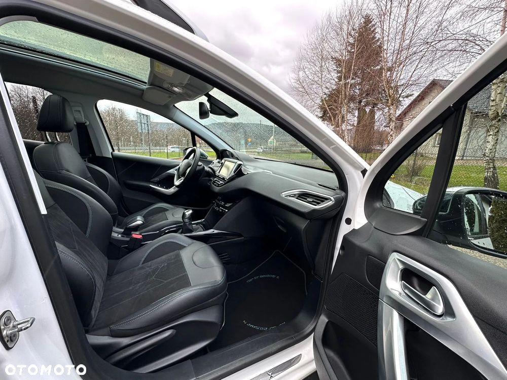 Peugeot 2008 PureTech 110 Stop&Start Crossway - 24