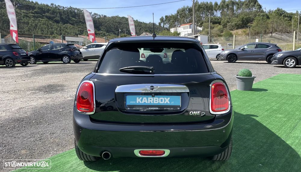 MINI 5 Portas One D - 7