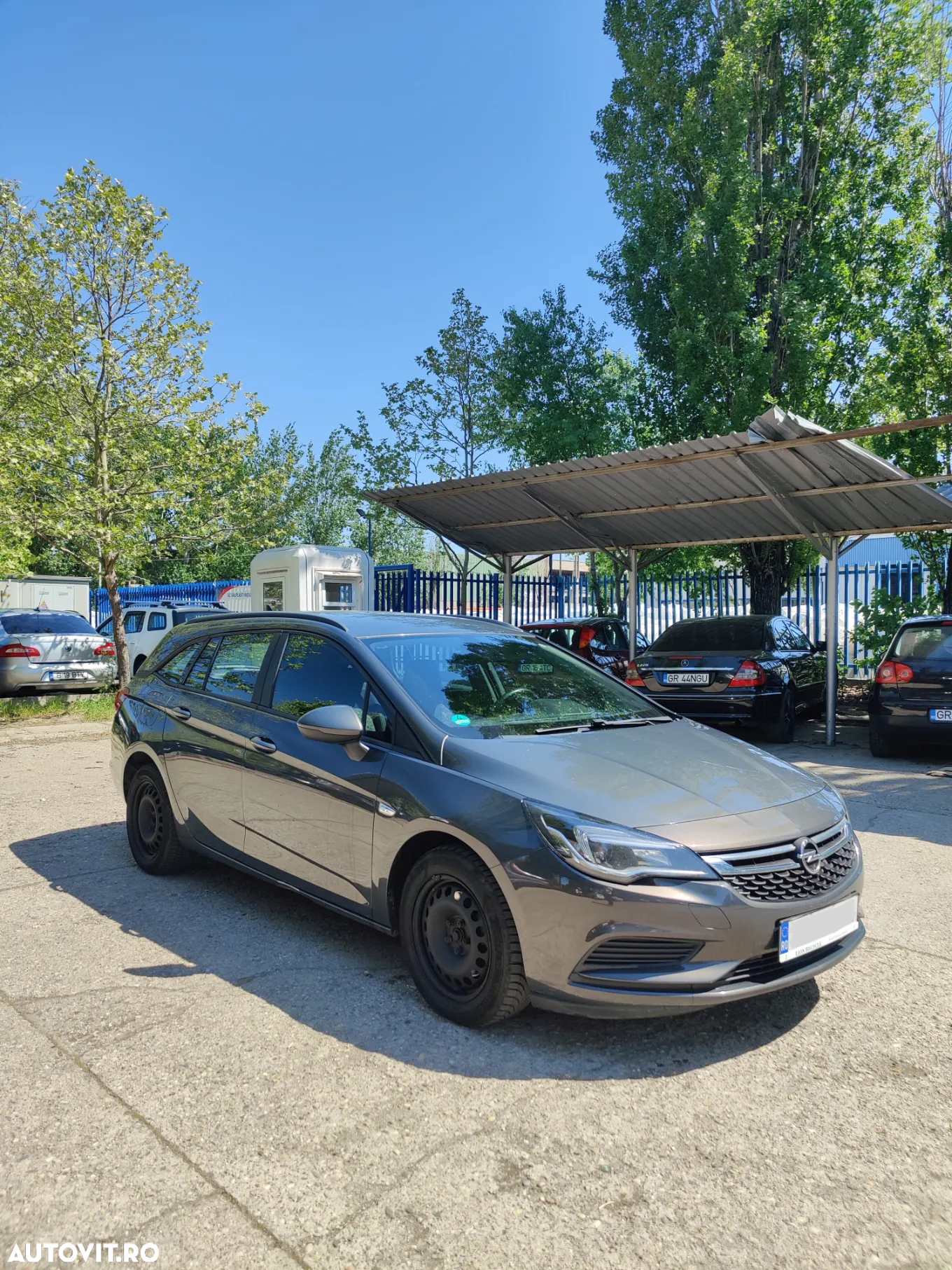 Opel Astra Sports Tourer 1.7 CDTI ECOTEC ECOFlex Start/Stop - 2