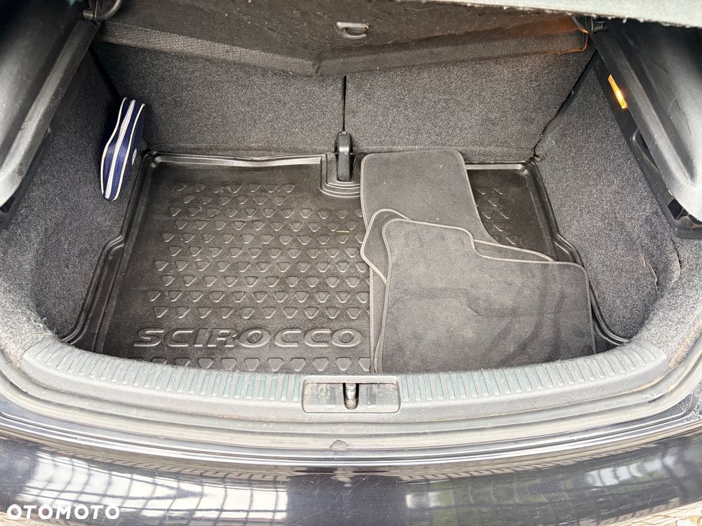 Volkswagen Scirocco - 34