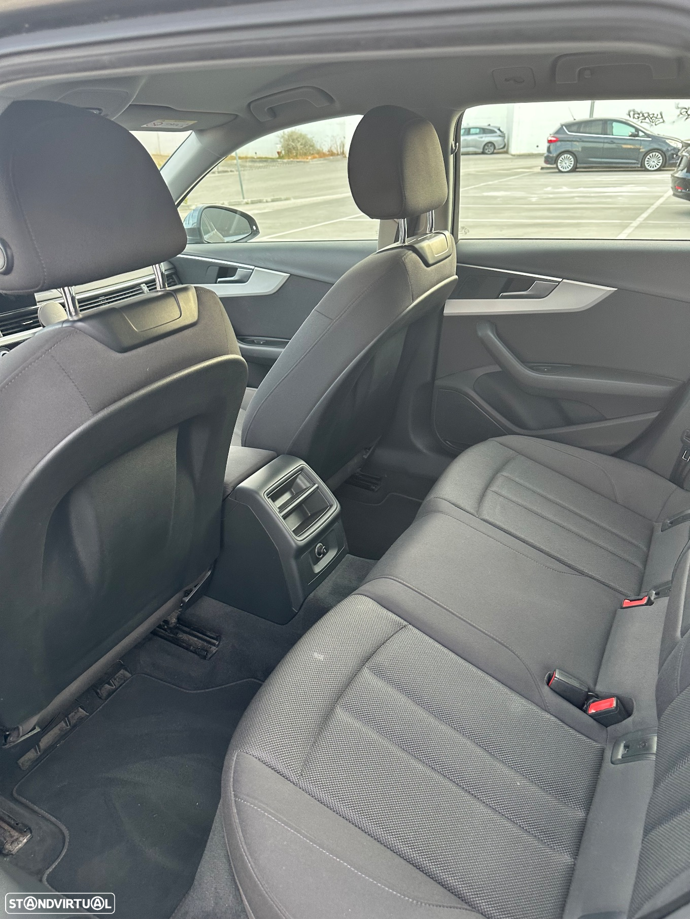 Audi A4 Avant 35 TDI Advanced S tronic - 11
