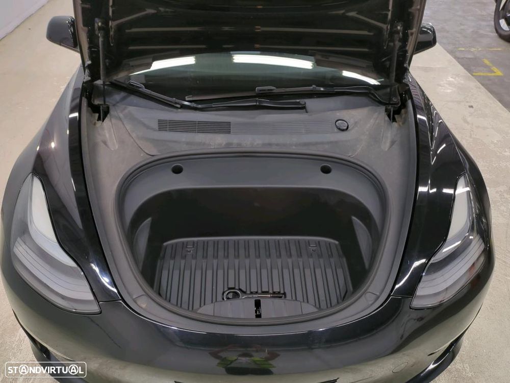 Tesla Model 3 Long-Range Dual Motor AWD - 13