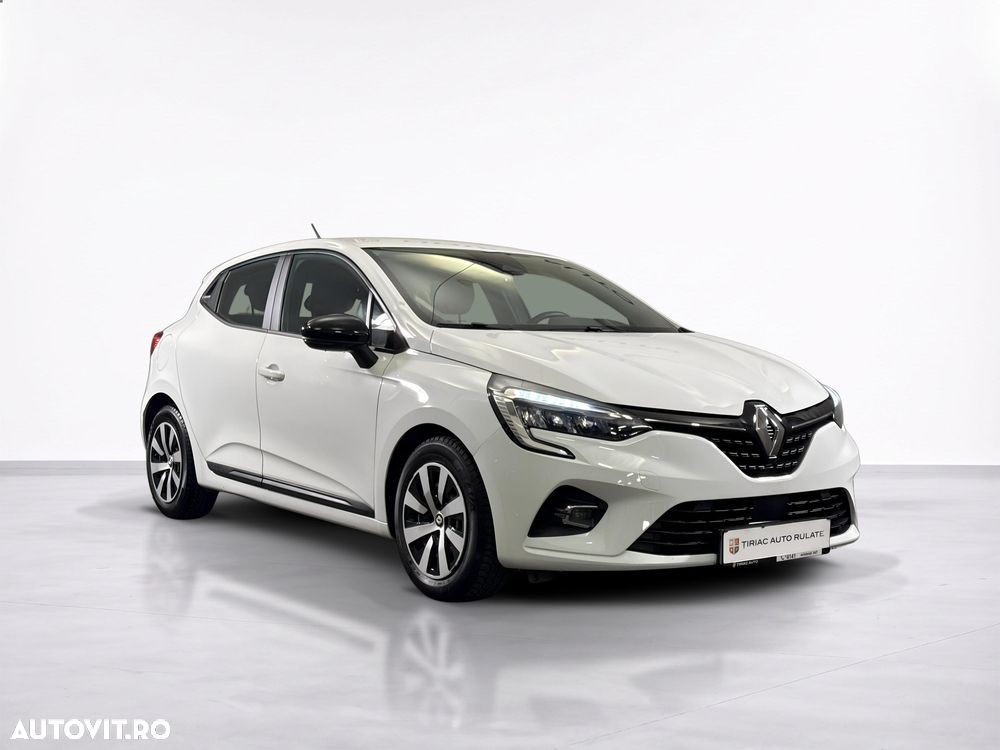 Renault Clio - 8