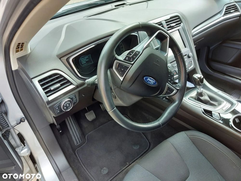 Ford Mondeo 2.0 TDCi Titanium - 10