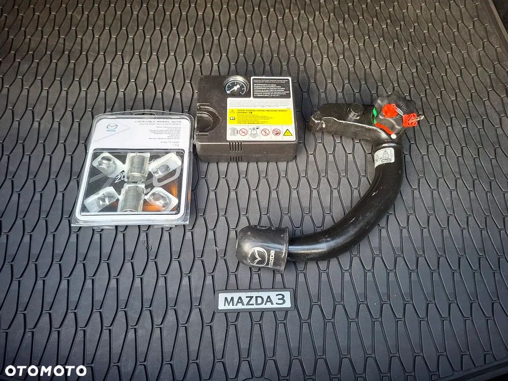 Mazda 3 2.0 mHEV Hikari - 34