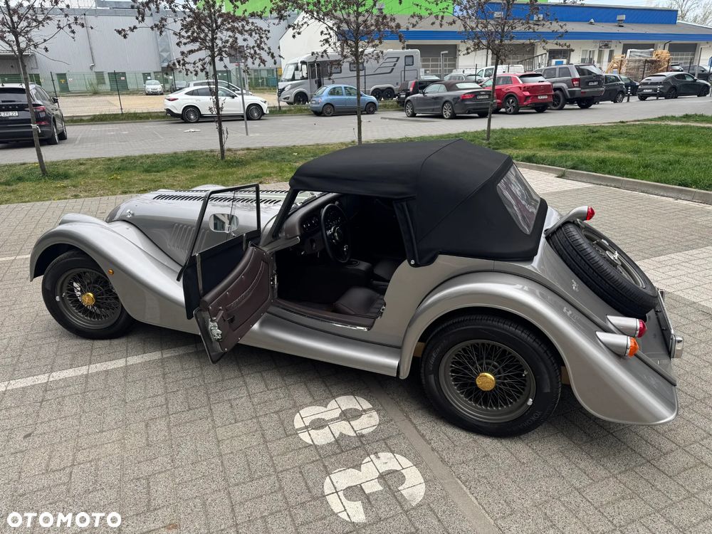 Morgan Plus Four - 5