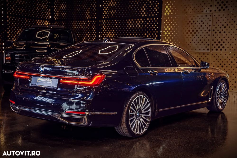 BMW Seria 7 740i - 6