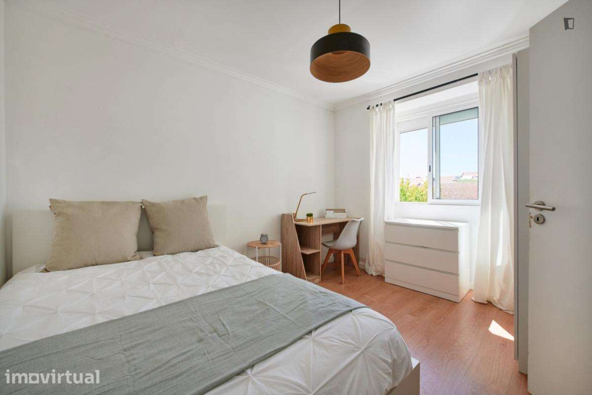 Quarto - localizado em Arroios Lisbon - Grande imagem: 5/11