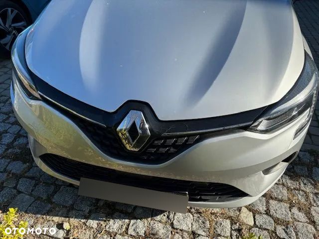 Renault Clio E-TECH Hybrid 140 EXPERIENCE - 8