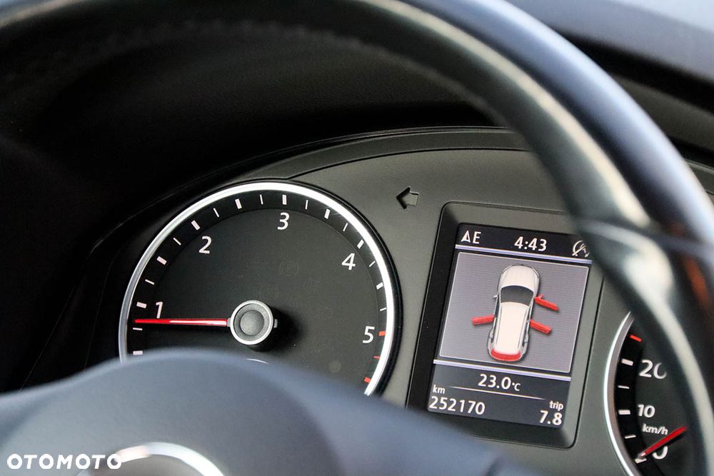 Volkswagen Tiguan 2.0 TDI DPF 4Motion DSG Sport & Style - 33