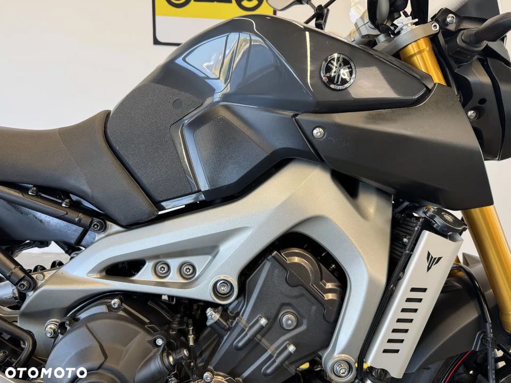 Yamaha MT - 12