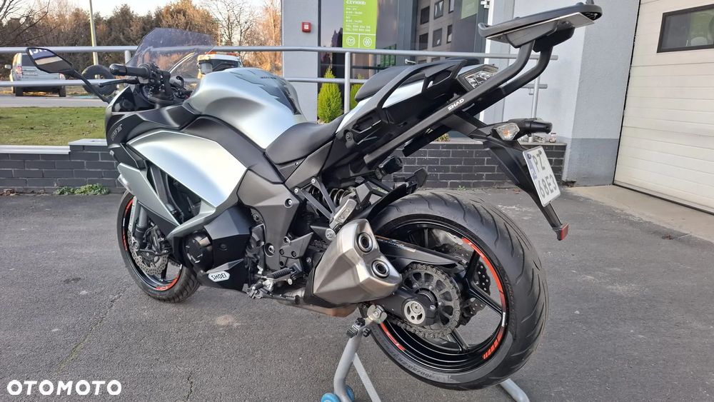 Kawasaki Ninja 1000 SX - 4