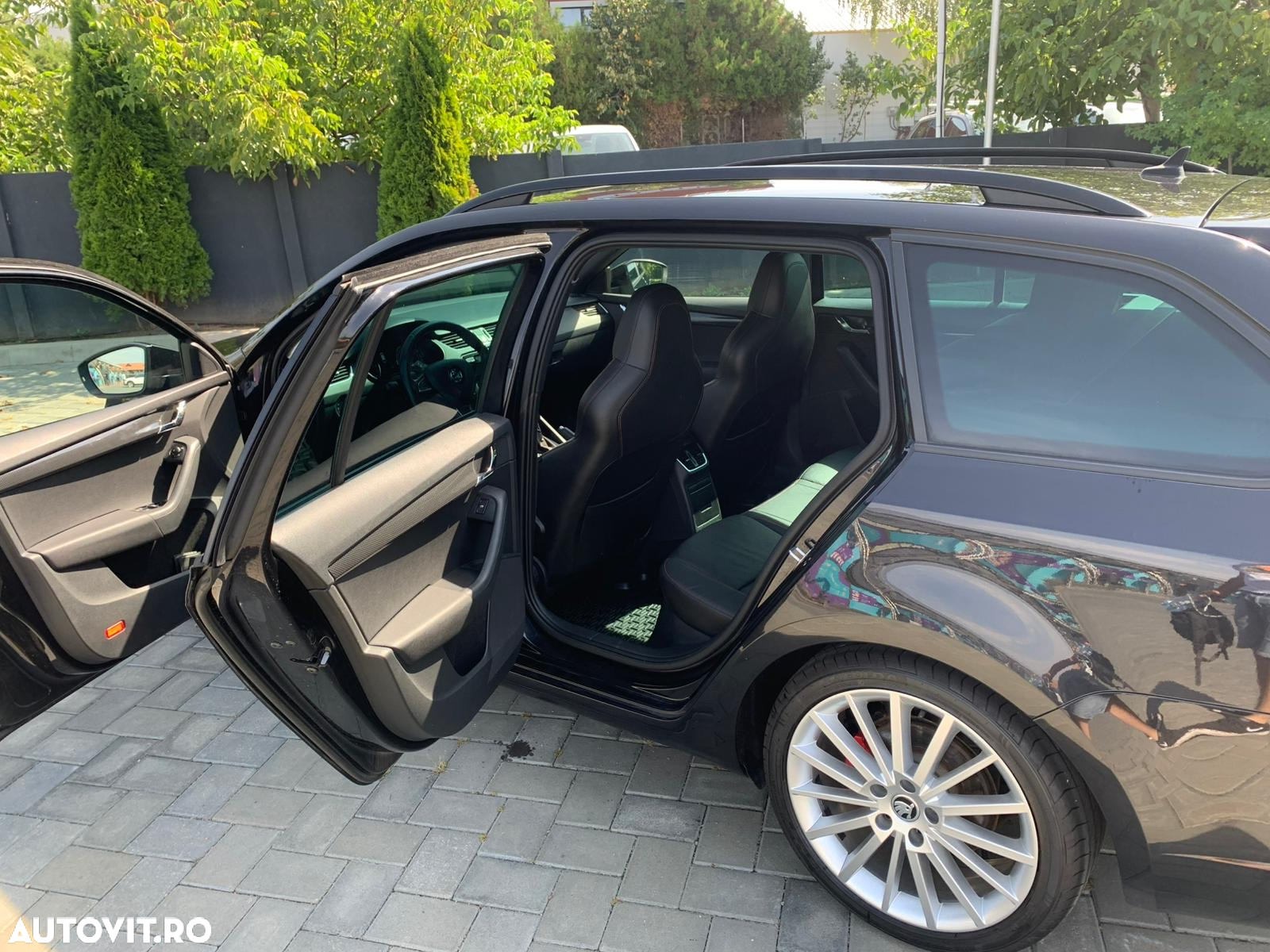 Skoda Octavia 2.0 TDI RS DSG - 12