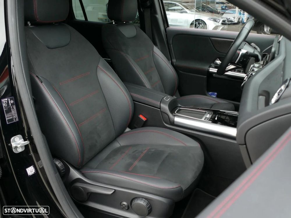Mercedes-Benz GLA 250 e AMG Line - 31