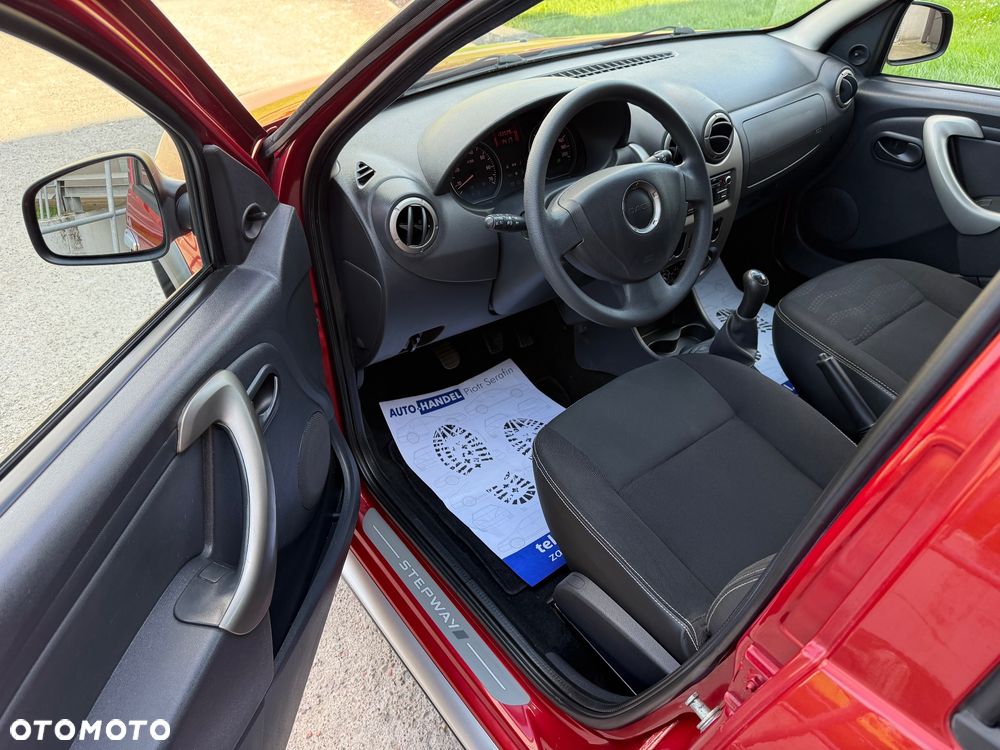 Dacia Sandero - 19
