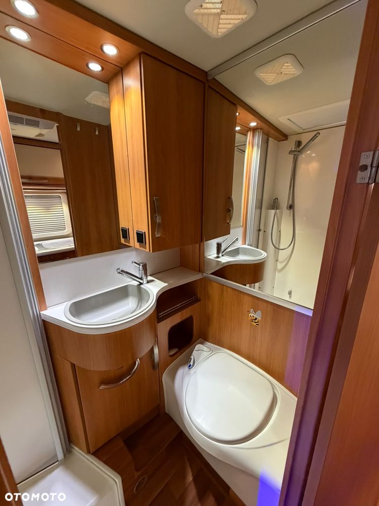 Hymer-Eriba exsis 698 - 36