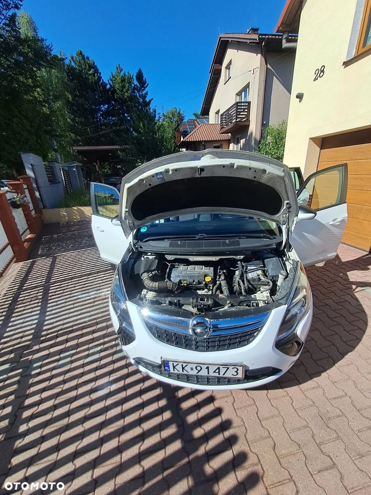 Opel Zafira - 16