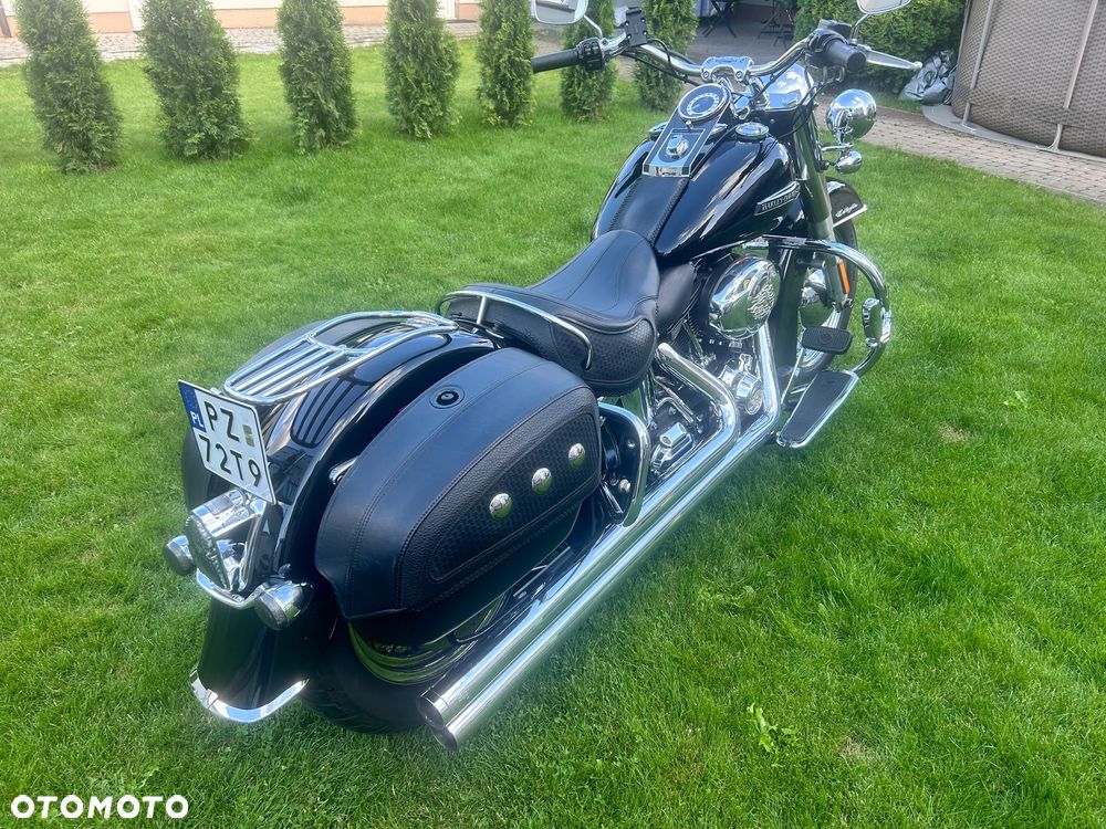 Harley-Davidson Softail Deluxe - 10