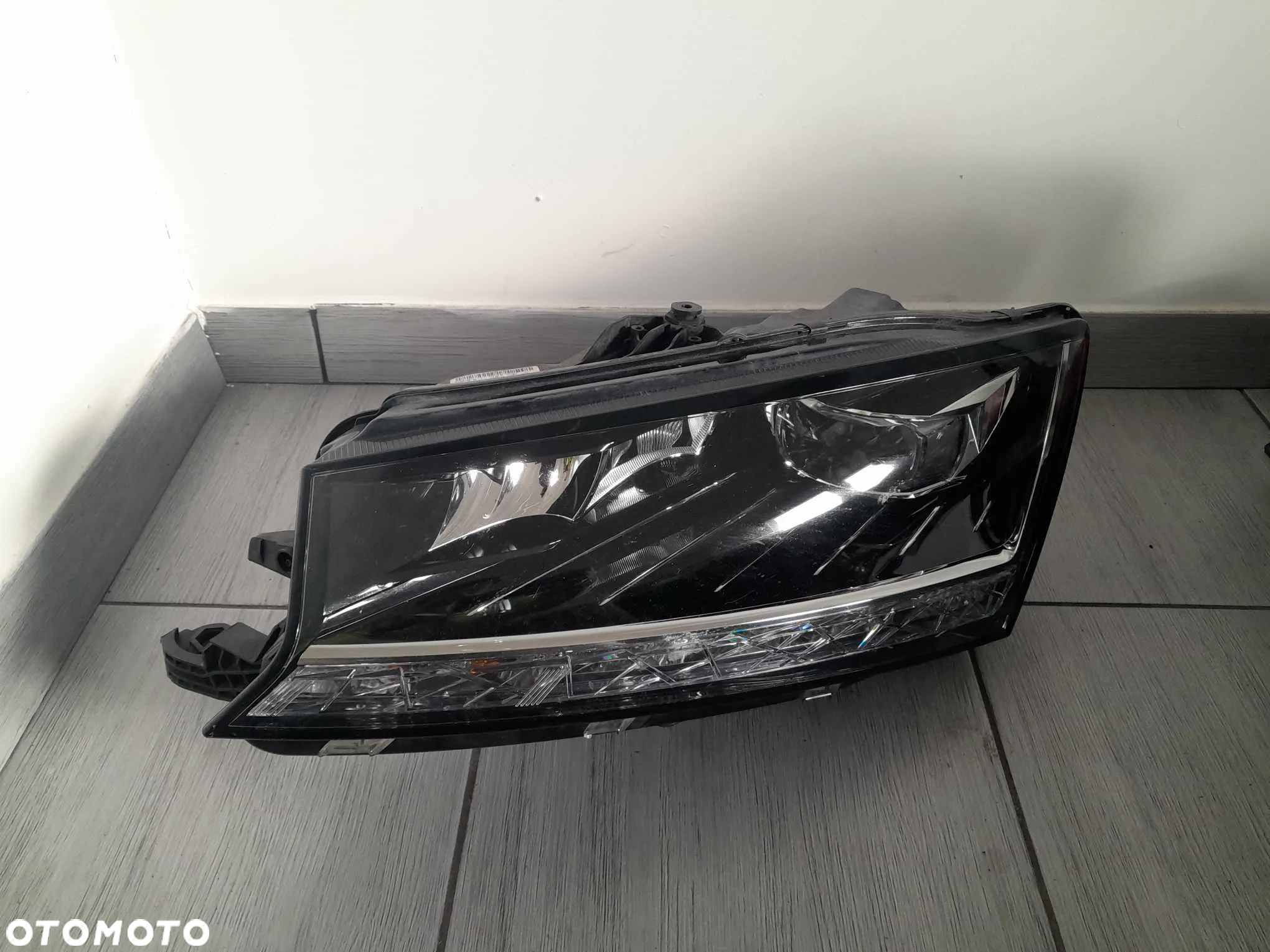 LAMPA PRZEDNIA PRZÓD LEWA SKODA FABIA III LIFT FULL LED 6v1941015f MODUŁ - 1