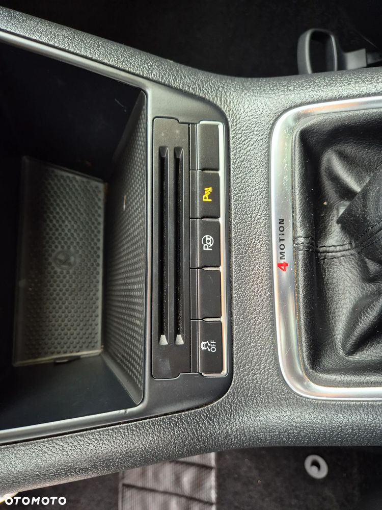 Volkswagen Tiguan 2.0 TDI 4Mot R-Style - 23