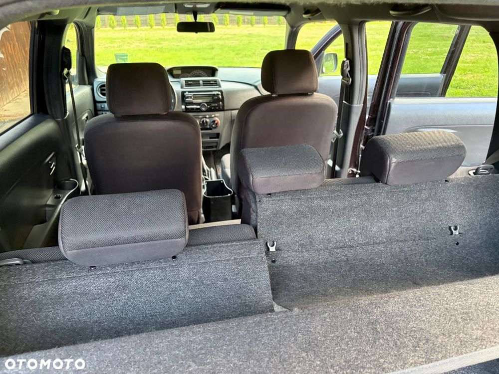 Daihatsu Materia - 25