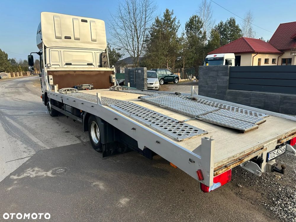 MAN TGL 12.240 4X2 BL - 6